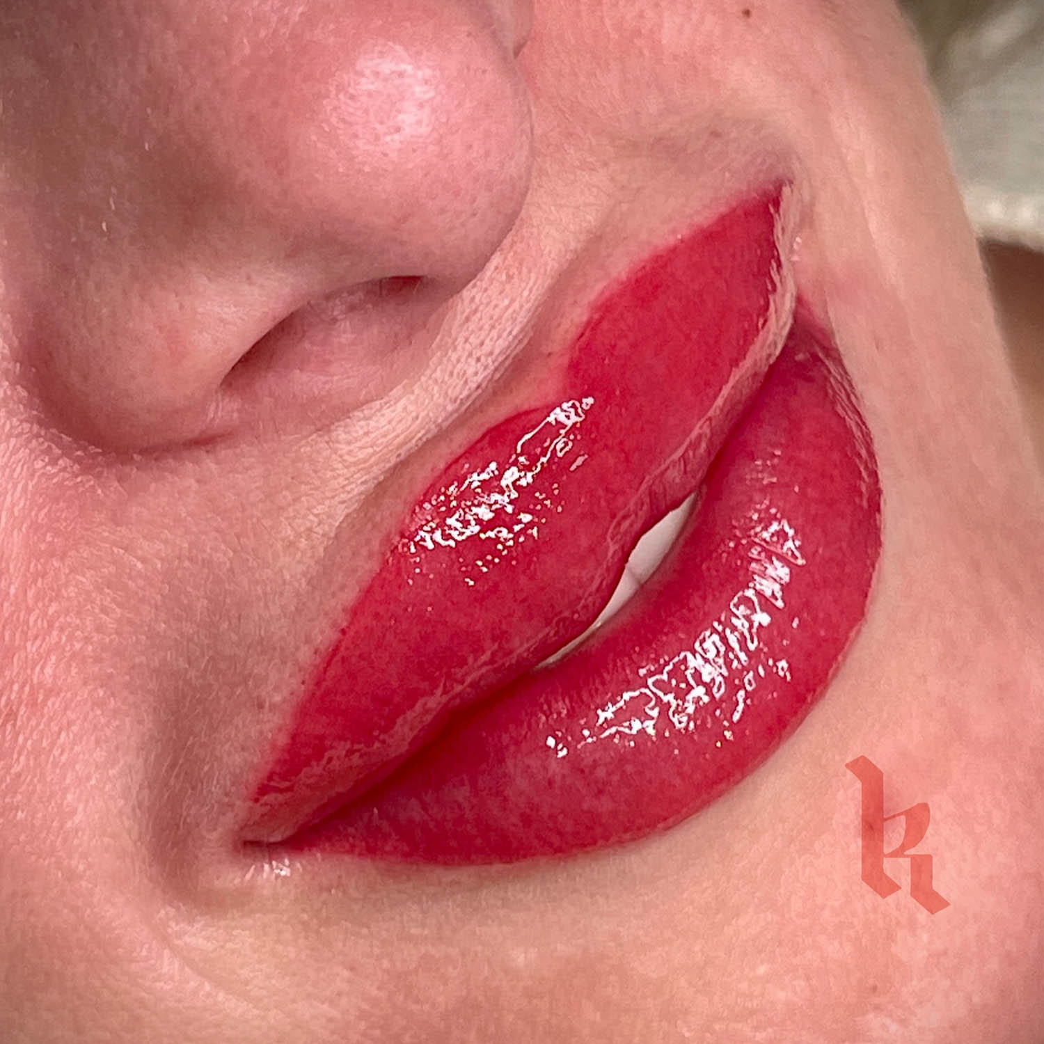 Estudio de tatuajes micropigmentación piercing despigmentación mistura profesionales tatuajes