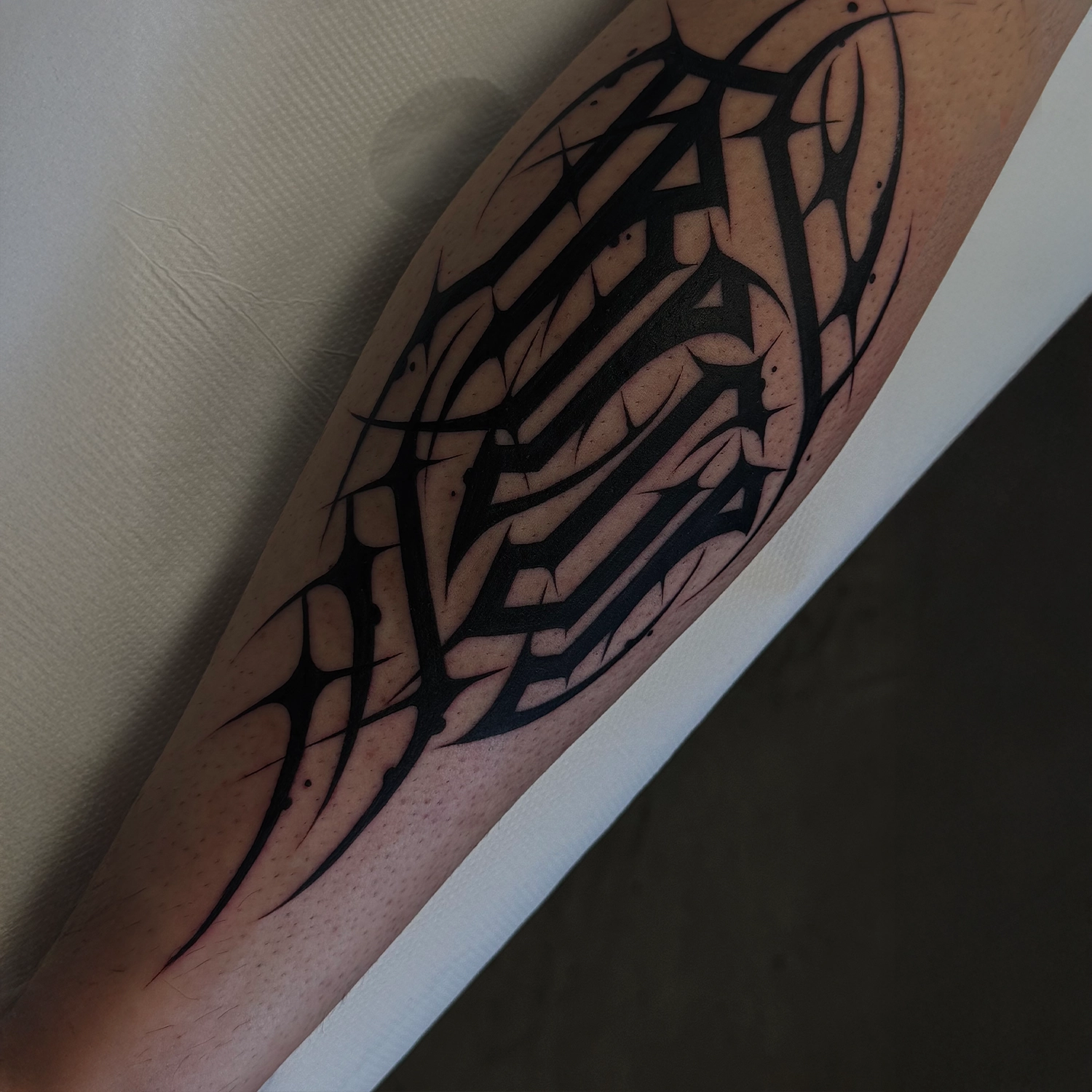 Estudio de tatuajes estilo realismo linea fina blackword old school neotradicional MisturaTattoo pozuelo Madrid (10)
