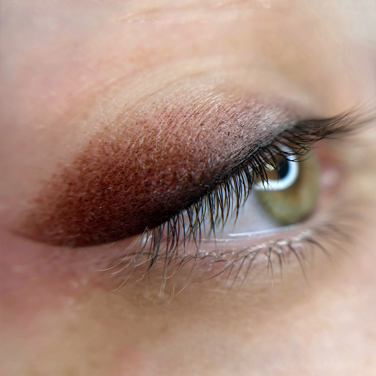 Micropigmentación en ojos sombra de ojos mistura tattoo